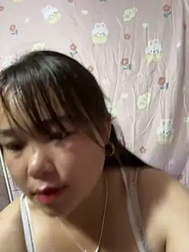 love pusy09 online show from May 23, 2026, 4:33 am