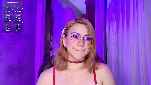 sussiestrawberry online show from November 13, 2025, 10:30 am