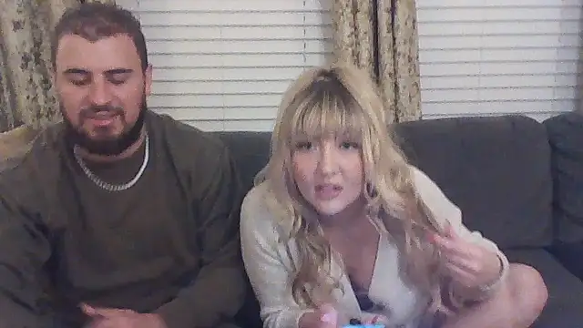 assstrogirl online show from December 2, 2025, 9:33 am