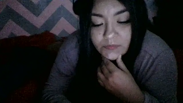 Jennifersbodyy online show from December 17, 2025, 2:49 am