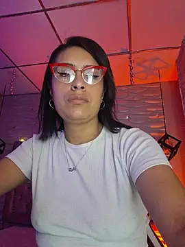 Roxanne Han online show from February 21, 2026, 11:45 am