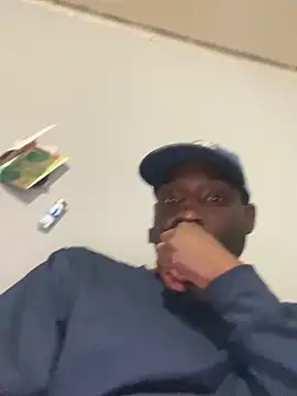 Snapshot of DiabloDicc74 chatting on April 4, 2026, 12:12 pm DiabloDicc74 online show from April 4, 2026, 12:12 pm