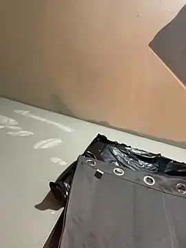 Snapshot of DiabloDicc74 chatting on December 3, 2025, 10:58 am DiabloDicc74 online show from December 3, 2025, 10:58 am