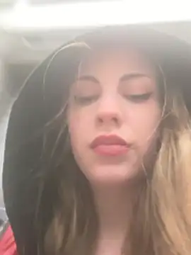 elliepixie online show from March 17, 2026, 4:26 am