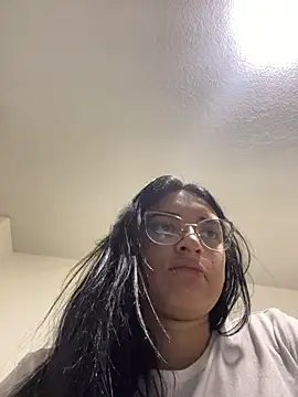 Snapshot of Sophiahilt0n_ chatting on October 31, 2025, 12:46 pm Sophiahilt0n online show from October 31, 2025, 12:46 pm