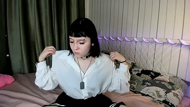 Snapshot of KandiStonelake chatting on October 30, 2025, 5:21 pm KandiStonelake online show from October 30, 2025, 5:21 pm