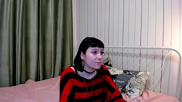 Snapshot of KandiStonelake chatting on October 28, 2025, 5:56 pm KandiStonelake online show from October 28, 2025, 5:56 pm