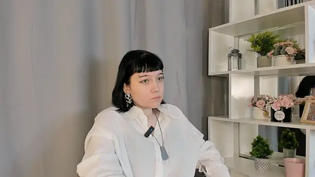 Snapshot of KandiStonelake chatting on October 24, 2025, 1:32 pm KandiStonelake online show from October 24, 2025, 1:32 pm