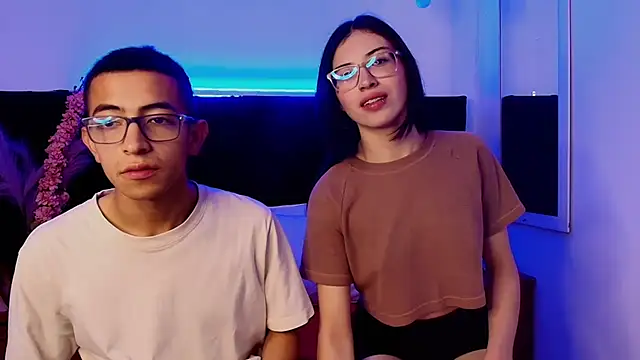 Crimsonsecretts online show from February 28, 2026, 12:49 pm