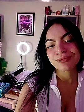 Nuvi jonhs online show from November 27, 2025, 12:00 am