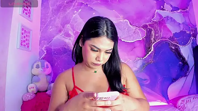 Snapshot of mishelbubble chatting on November 25, 2025, 3:56 pm mishelbubble online show from November 25, 2025, 3:56 pm