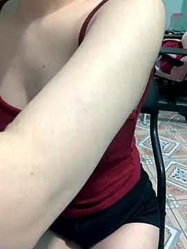 May2k2 online show from December 5, 2025, 1:49 am