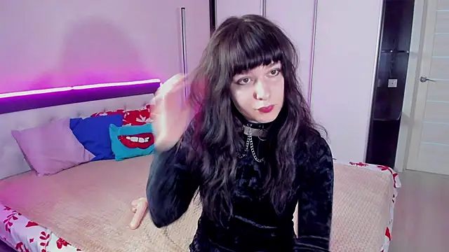 Quietdaisy online show from November 10, 2025, 5:40 pm