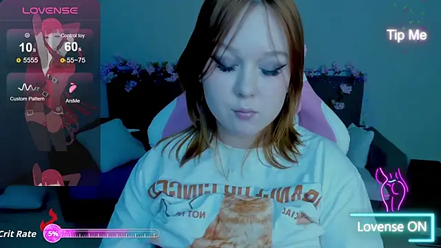 Lovly Vixen online show from November 10, 2025, 5:51 pm