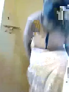 tamilammu1431 online show from December 5, 2025, 2:26 pm