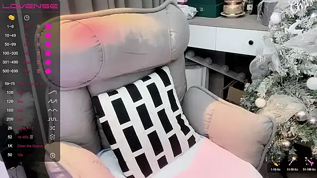 Monica-666888- online show from May 9, 2026, 6:44 pm