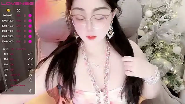 Monica-666888- online show from May 26, 2026, 4:05 pm