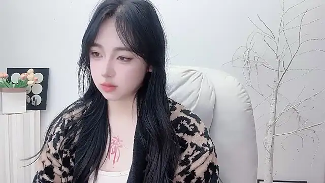 Snapshot of Love-hanzaizai718 chatting on December 21, 2025, 4:08 pm Love-hanzaizai718 online show from December 21, 2025, 4:08 pm