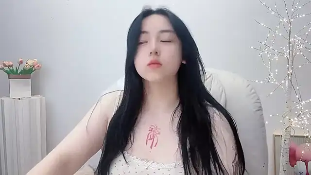 Snapshot of Love-hanzaizai718 chatting on November 10, 2025, 8:14 pm Love-hanzaizai718 online show from November 10, 2025, 8:14 pm