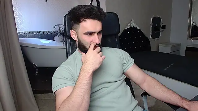 MicahLane online show from April 7, 2026, 4:47 am