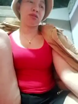 TRIEUTRIEU20 online show from February 28, 2026, 11:37 pm