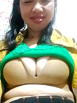 TRIEUTRIEU20 online show from January 14, 2026, 11:19 pm