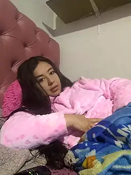 SantaRameriz online show from October 31, 2025, 4:14 pm