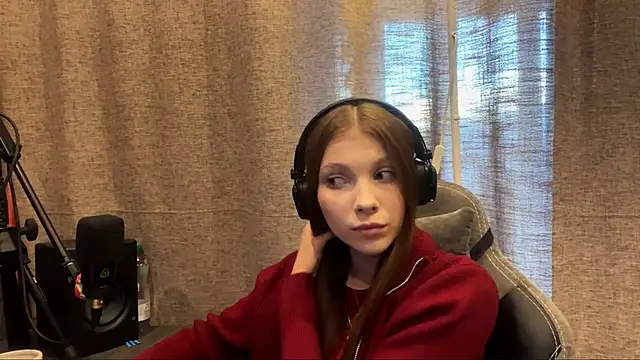 Snapshot of Softixq chatting on October 26, 2025, 1:22 pm Softixq online show from October 26, 2025, 1:22 pm