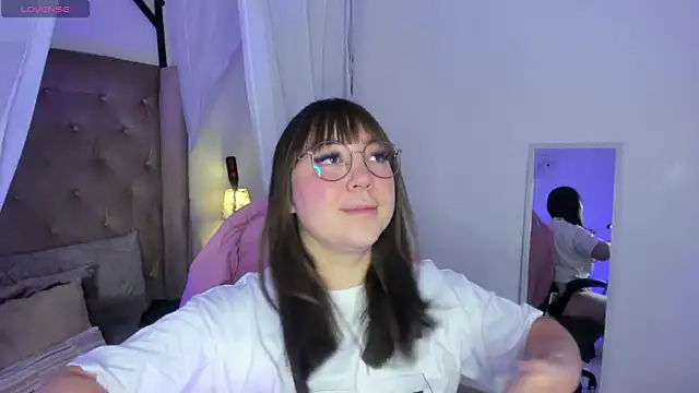 Myla mayfield online show from November 30, 2025, 11:55 am