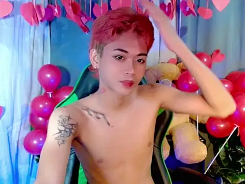 AsianCuteGuy21 online show from February 13, 2026, 3:01 pm