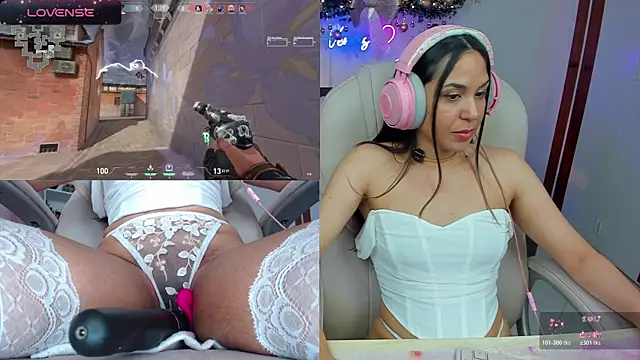 VenusIsLove  online show from December 13, 2025, 8:04 pm