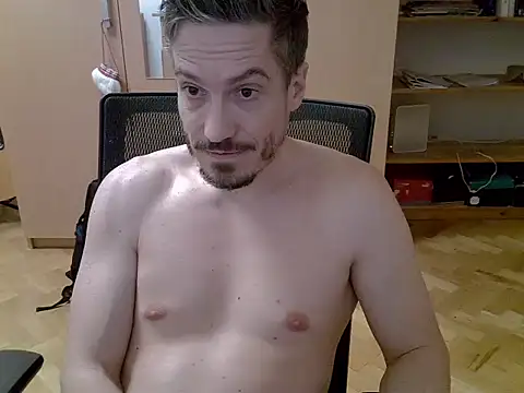 Snapshot of delayclose__ chatting on February 6, 2026, 4:14 pm delayclose online show from February 6, 2026, 4:14 pm