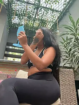 Snapshot of loana_vegas chatting on May 29, 2026, 3:40 pm loana vegas online show from May 29, 2026, 3:40 pm