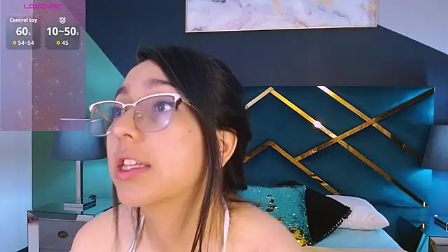 Snapshot of LexyBlaze_ chatting on May 13, 2026, 11:28 am LexyBlaze online show from May 13, 2026, 11:28 am