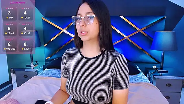 LexyBlaze  online show from April 12, 2026, 11:24 am