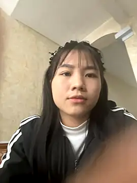 Ruby 68 online show from December 4, 2025, 4:11 am