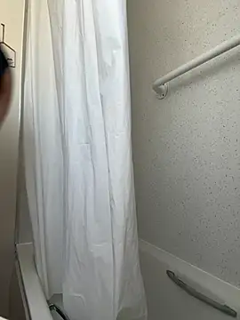 Snapshot of BubblesLovexox chatting on March 21, 2026, 12:31 pm BubblesLovexox online show from March 21, 2026, 12:31 pm