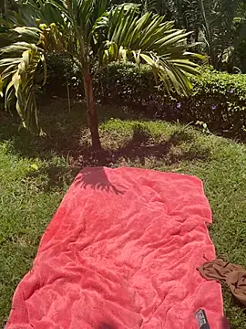 Snapshot of BubblesLovexox chatting on March 26, 2026, 10:24 am BubblesLovexox online show from March 26, 2026, 10:24 am