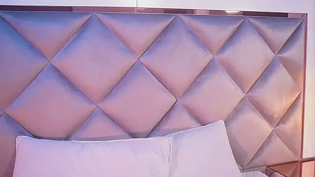  giggy 2 online show from April 9, 2026, 11:38 am