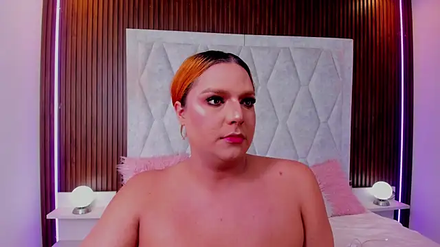 Snapshot of IrinaaVega chatting on December 4, 2025, 1:21 pm IrinaaVega online show from December 4, 2025, 1:21 pm