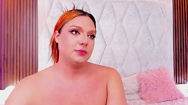 Snapshot of IrinaaVega chatting on November 13, 2025, 8:24 pm IrinaaVega online show from November 13, 2025, 8:24 pm