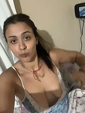 Snapshot of Lindagatha chatting on May 9, 2026, 11:41 pm Lindagatha online show from May 9, 2026, 11:41 pm