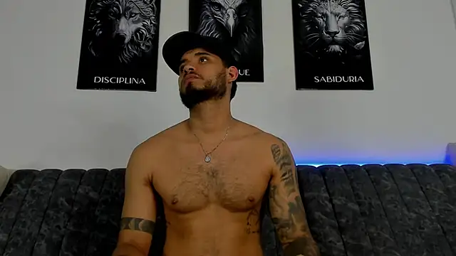 AUSTINN TORRES online show from June 30, 2026, 1:38 am