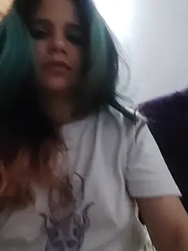 Snapshot of AshGraven chatting on November 15, 2025, 12:58 am AshGraven online show from November 15, 2025, 12:58 am