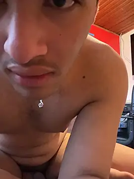 Snapshot of Adolfopal chatting on November 21, 2025, 7:46 pm Adolfopal online show from November 21, 2025, 7:46 pm