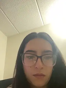 Kloe Novoa online show from March 21, 2026, 2:10 pm