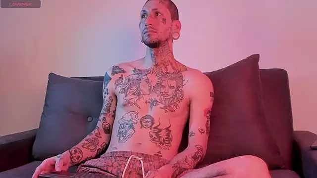 TokyoHatsumoto online show from October 27, 2025, 1:01 pm