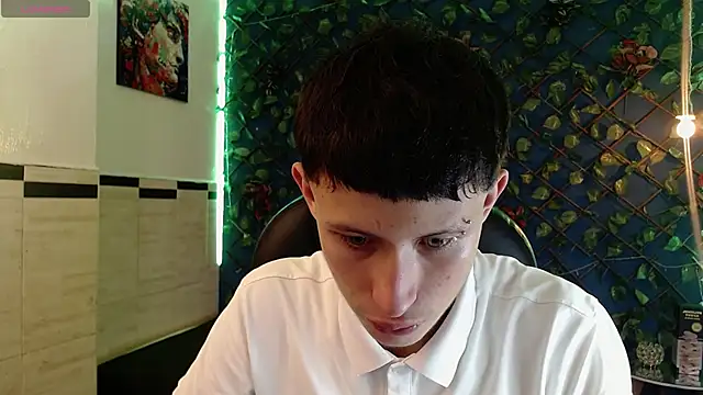 Garuo 18 online show from January 9, 2026, 3:13 am