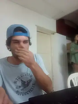 Capriflow online show from December 17, 2025, 2:38 am