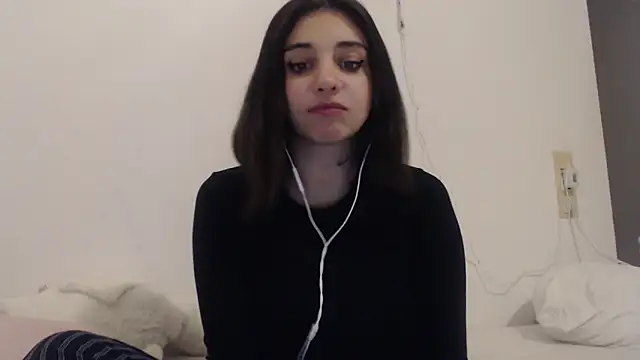 Snapshot of bellefleurrr chatting on May 5, 2026, 9:07 pm bellefleurrr online show from May 5, 2026, 9:07 pm